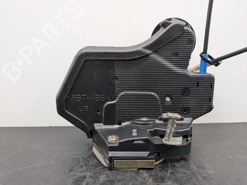 Türschloss rechts hinten für TOYOTA AVENSIS (_T25_) 2.0 D-4D (CDT250_, CDT250R) (116 hp) 33040817