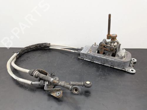 Used Gear lever AUDI TT (8N3) 1.8 T (180 hp) 33043430