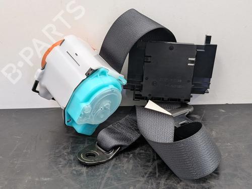 Used Rear center seatbelt NISSAN QASHQAI II (J11, J11_) 1.6 dCi (130 hp) 33176914
