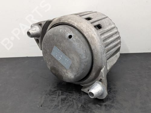 engine-mount-mercedes-benz-cls-c218-2011-2012-2013-2014-2015-2016-2017-33186510 main image