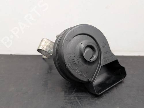 horn-mercedes-benz-cls-c218-2011-2012-2013-2014-2015-2016-2017-33205040 main image