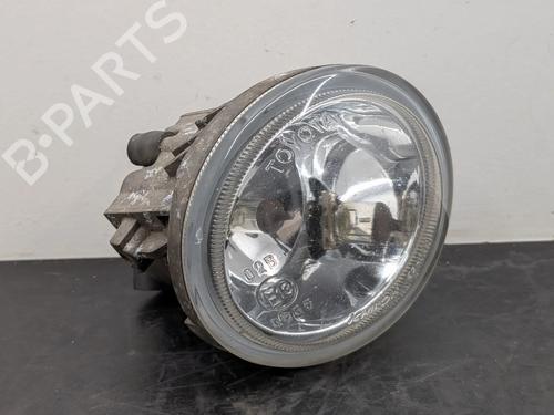Used Right front fog light Right front fog light TOYOTA COROLLA Verso (_E12_) 2.0 D-4D (CDE120_, CDE120R) (90 hp) 12304110 12304110