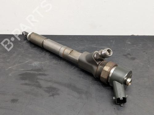 Used Injector Injector TOYOTA YARIS (_P9_) 1.4 D-4D (NLP90_, NLP90R) (90 hp) 33305850 33305850