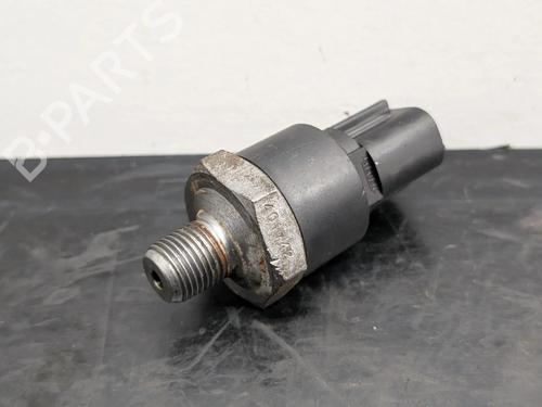 Used Electronic module Electronic module TOYOTA YARIS (_P9_) 1.4 D-4D (NLP90_, NLP90R) (90 hp) 33305858 33305858