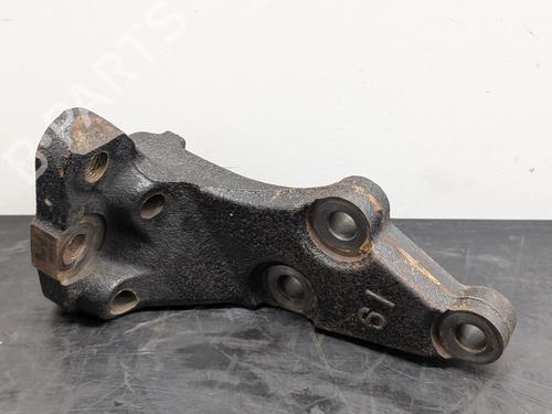 Used Engine mount Engine mount TOYOTA YARIS (_P9_) 1.4 D-4D (NLP90_, NLP90R) (90 hp) 33306342 33306342
