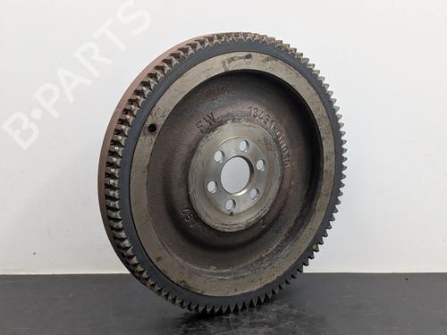 Used Flywheel Flywheel TOYOTA YARIS (_P9_) 1.4 D-4D (NLP90_, NLP90R) (90 hp) 33324947 33324947