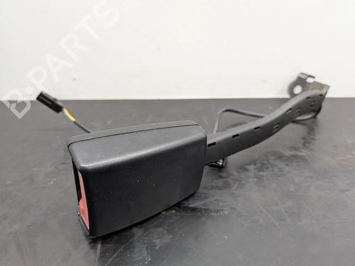 Engache cinturón Engache cinturón VW GOLF VI (5K1) 1.6 TDI (90 hp) 33329407 33329407