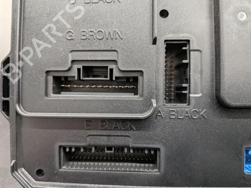 Fuse box RENAULT MEGANE III Hatchback (BZ0/1_, B3_) 1.5 dCi (BZ09, BZ0D, BZ1W, BZ29, BZ14) | BP33437867E1  - Image 6