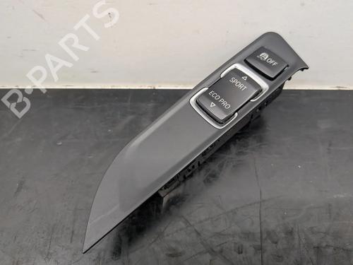 Kombi Kontakt / Stilkkontakt Kombi Kontakt / Stilkkontakt BMW 3 Touring (F31) 320 d (184 hp) 33609736 33609736