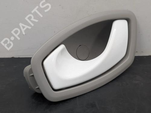front-left-interior-door-handle-renault-zoe-bfm_-2012-33706203 main image