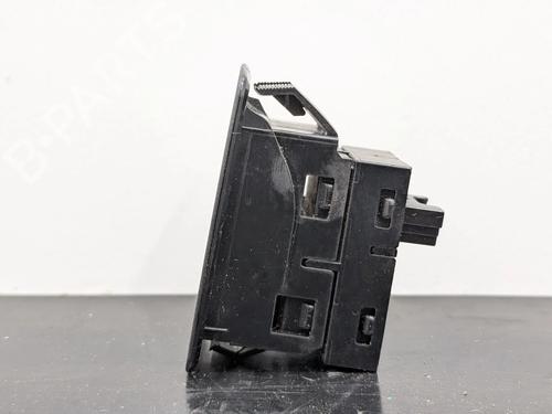 Left rear window switch BMW 3 Touring (F31) 320 d | BP33748730I29 - Image 2