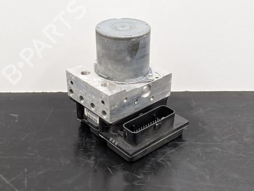 Used ABS pump ABS pump MERCEDES-BENZ B-CLASS Sports Tourer (W245) B 180 CDI (245.207) (109 hp) 12157064 12157064