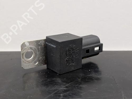 Used Electronic module Electronic module KIA CEE'D (JD) 1.4 MPI (101 hp) 33917299 33917299