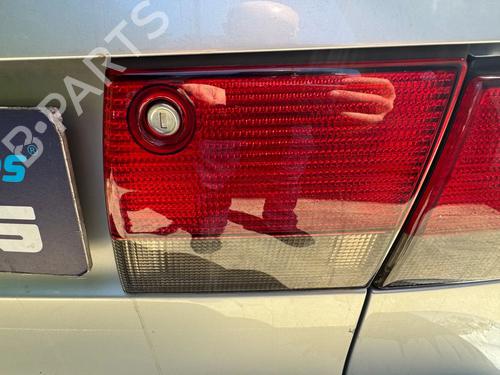 Farolim direito da mala Farolim direito da mala SAAB 9-3 (YS3D) 2.2 TiD (115 hp) 33916988 33916988