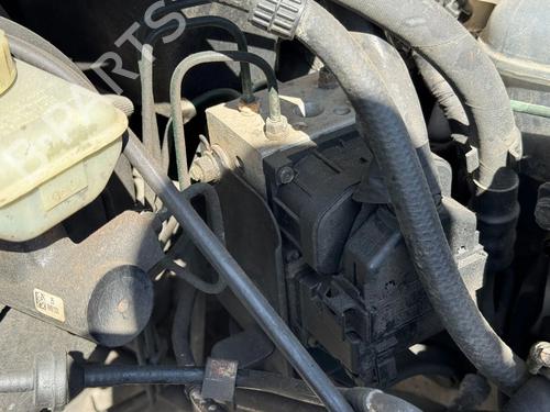 Used ABS pump ABS pump SAAB 9-3 (YS3D) 2.2 TiD (115 hp) 33916970 33916970