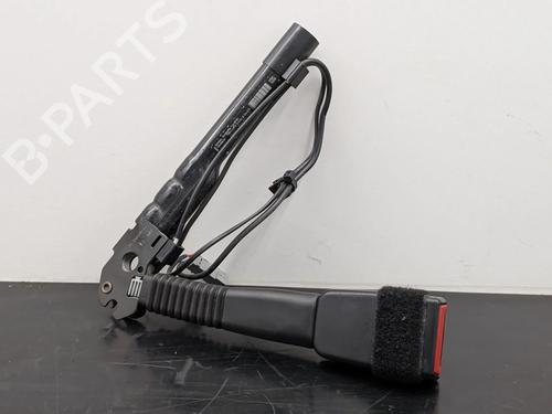 Pretensionatore anteriore destro Pretensionatore anteriore destro BMW 1 (E81) 118 d (143 hp) 34224210 34224210