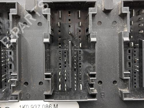 Fuse box VW GOLF VI (5K1) 1.6 TDI | BP34474996E1  - Image 7