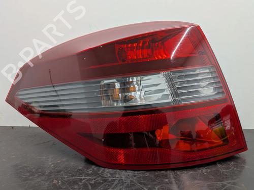 Used Left taillight Left taillight RENAULT LAGUNA III Grandtour (KT0/1) 2.0 dCi (KT0M, KT0N, KT0S, KT19, KT1F) (173 hp) 33907099 33907099