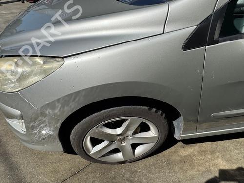 Used Left front fenders Left front fenders 33906716 33906716