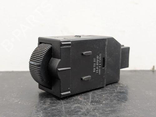 headlight-switch-mitsubishi-space-star-mpv-dg_a-1998-1999-2000-2001-2002-2003-2004-34701212 main image