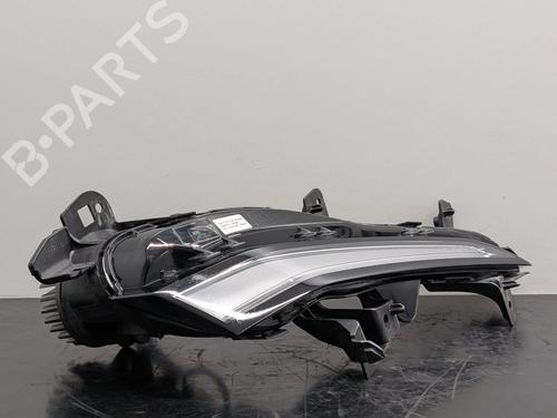Farol diurno esquerdo Farol diurno esquerdo PEUGEOT 508 II (FB_, FH_, F3_) 2.0 BlueHDI 160 (FHEHYR) (163 hp) 29261792 29261792