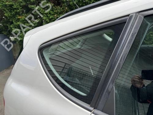 rear-right-quarter-glass-seat-altea-xl-5p5-5p8-2006-2007-2008-2009-2010-2011-2012-2013-2014-2015-33907142 main image