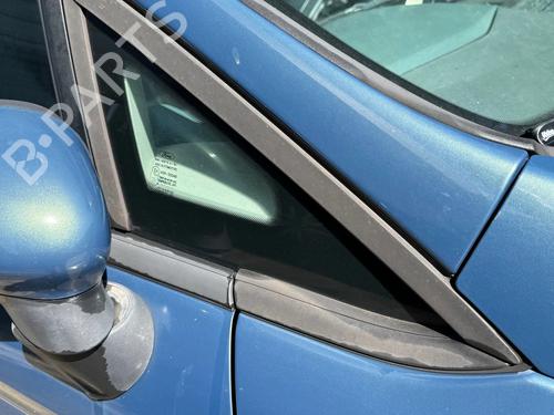 Vidro triangular frente direito Vidro triangular frente direito FORD FIESTA VI (CB1, CCN) 1.25 (82 hp) 33906279 33906279