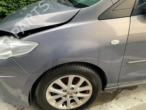Guarda-lamas esquerdo Guarda-lamas esquerdo MAZDA 5 (CR) 2.0 CD (CR19) (143 hp) 30749834 30749834