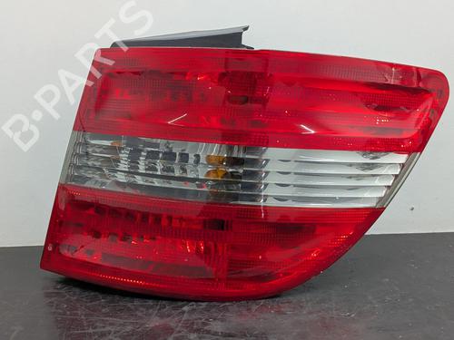 Used Right taillight Right taillight MERCEDES-BENZ B-CLASS Sports Tourer (W245) B 180 CDI (245.207) (109 hp) 34724402 34724402