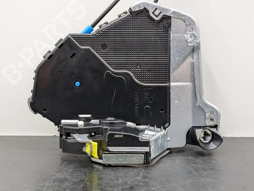 Serratura anteriore sinistra Serratura anteriore sinistra TOYOTA RAV 4 V (_A5_, _H5_) 2.5 Hybrid AWD (AXAP54, AXAP54L) (306 hp) 35977849 35977849