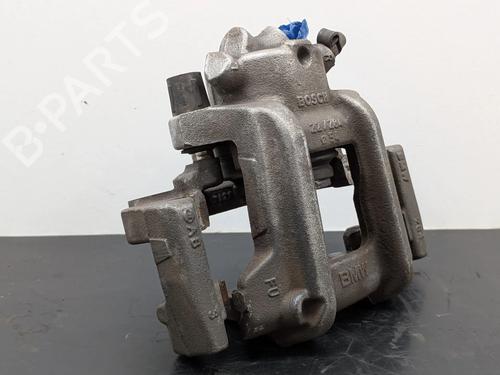 Used Right front brake caliper Right front brake caliper BMW 1 (F20) 114 d (95 hp) 35984675 35984675
