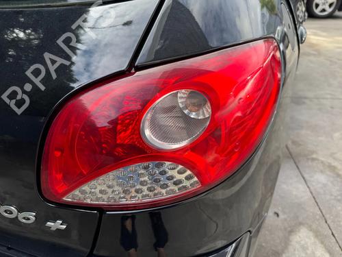 Used Right taillight Right taillight PEUGEOT 206+ (2L_, 2M_) 1.4 HDi eco 70 (68 hp) 36003733 36003733