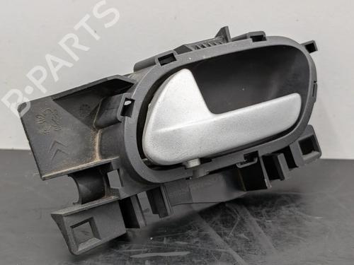 Used Front left interior door handle Front left interior door handle PEUGEOT 207 SW (WK_) 1.6 HDi (90 hp) 36025544 36025544