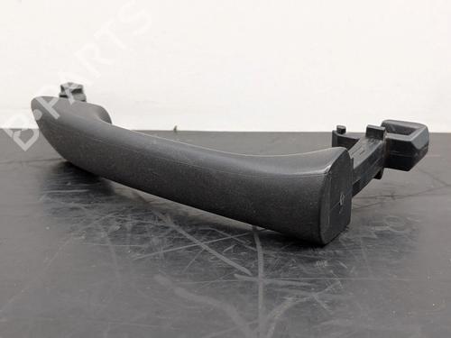 rear-right-exterior-door-handle-mercedes-benz-c-class-w203-2000-2001-2002-2003-2004-2005-2006-2007-36046577 main image