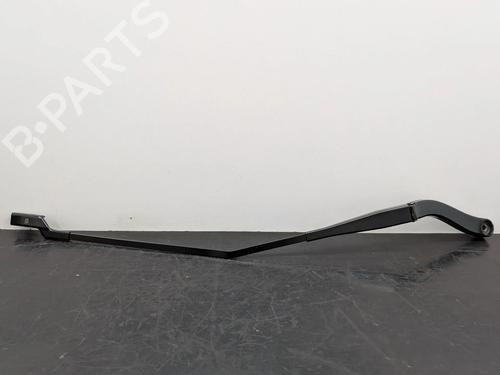 front-windshield-wiper-arm-renault-trafic-iii-van-fg_-2014-36112794 main image