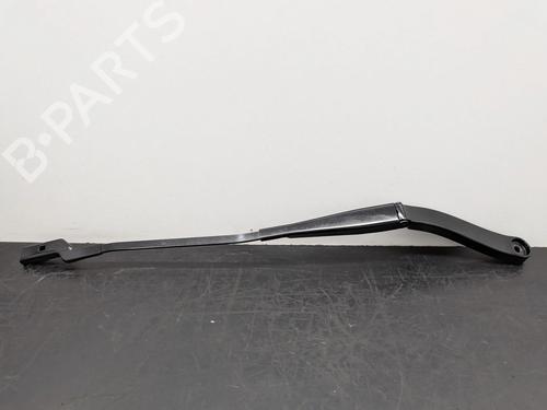 front-windshield-wiper-arm-renault-trafic-iii-van-fg_-2014-36112795 main image