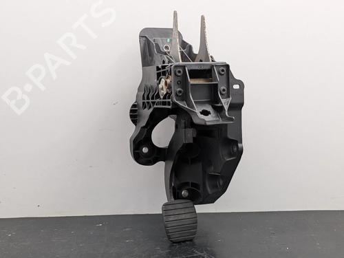 Used Break pedal Break pedal RENAULT TRAFIC III Van (FG_) 1.6 dCi 115 (FGMD) (116 hp) 36356337 36356337