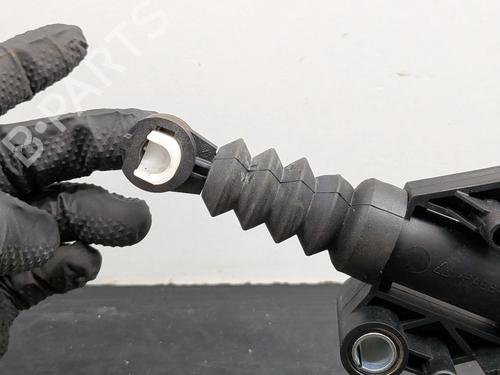 Clutch slave cylinder RENAULT TRAFIC III Van (FG_) 1.6 dCi 115 (FGMD) | BP36357248M113 - Image 7