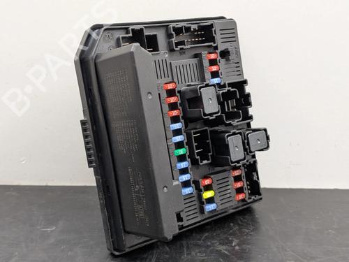 Used Fuse box Fuse box 36703906 36703906