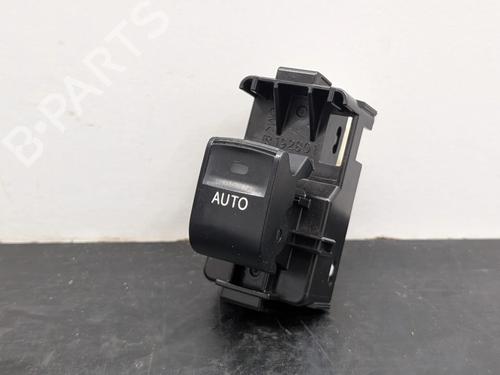 Used Right front window switch Right front window switch 12299738 12299738