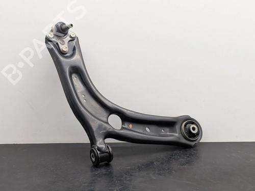 Used Right front suspension arm Right front suspension arm 37089971 37089971