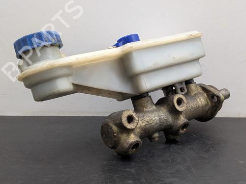 Used Brake master cylinder Brake master cylinder 37178736 37178736