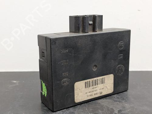 Used Fuse box Fuse box 12272486 12272486