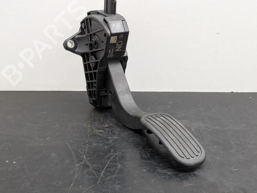 Used Pedal Pedal 38097559 38097559