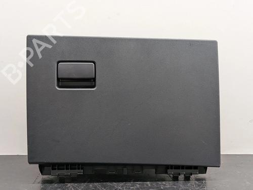 Used Glove box Glove box 38113250 38113250