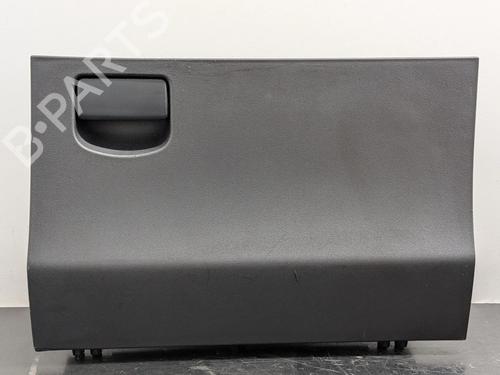 Used Glove box Glove box 38322661 38322661