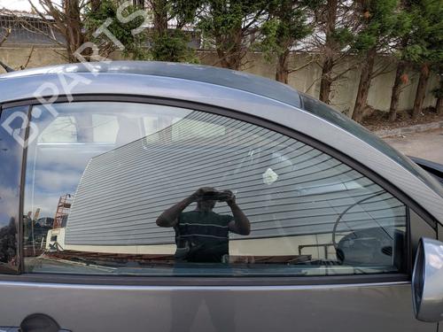 Used Front right door window Front right door window 38499746 38499746