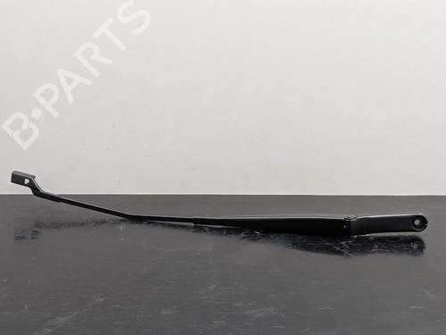 Used Front windshield wiper arm Front windshield wiper arm 39493033 39493033