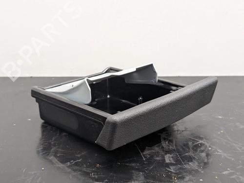 Used Ashtray Ashtray TOYOTA HILUX VII Pickup (_N1_, _N2_, _N3_) 2.5 D-4D 4WD (KUN25) (144 hp) 39503960 39503960
