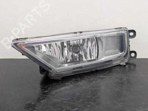 Used Left front fog light Left front fog light 39512293 39512293